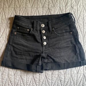Size 00 American Eagle black shorts with buttons